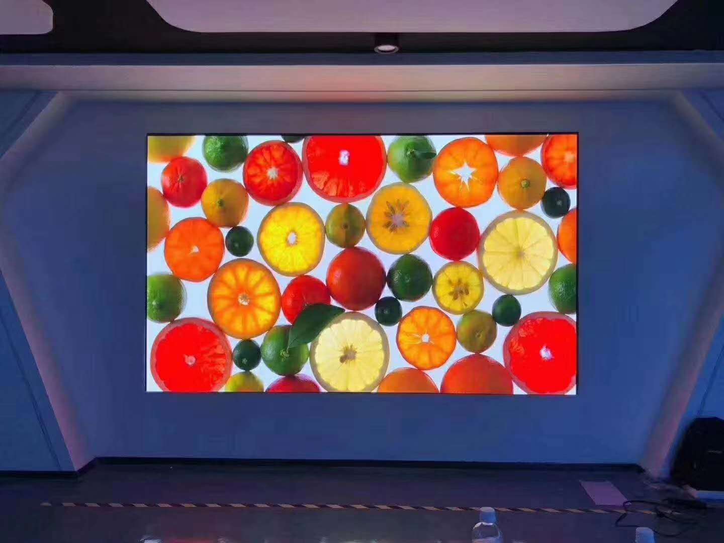 室內(nèi)<a href=http://www.jz135.top target=_blank class=infotextkey>led屏</a>怎么選